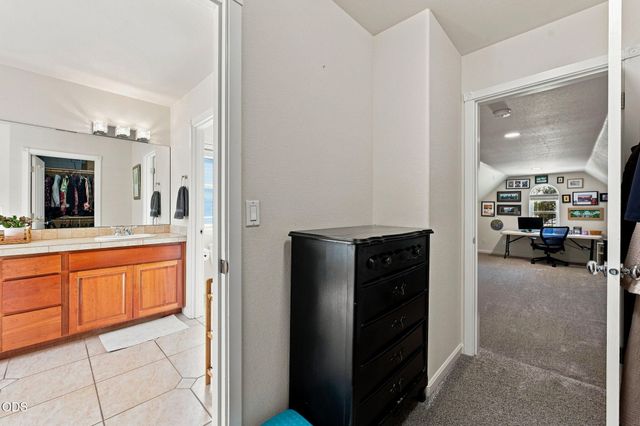 19976 Heron Loop, Bend, OR 97702