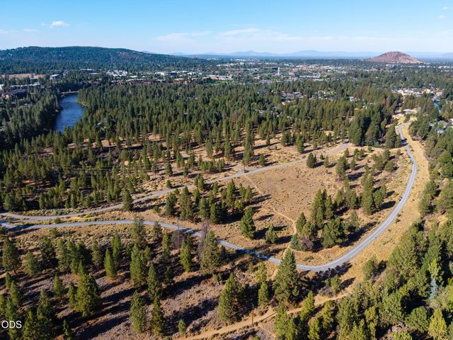19976 Heron Loop, Bend, OR 97702