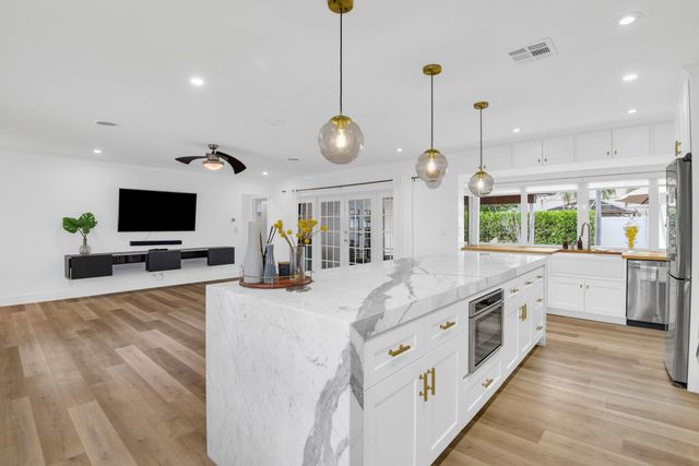 701 Appleby Street, Boca Raton, FL 33487