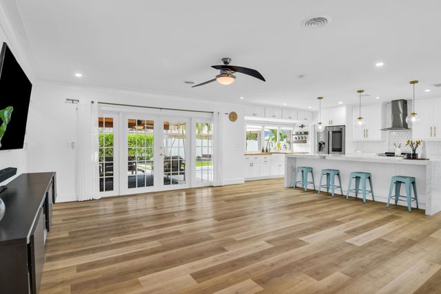 701 Appleby Street, Boca Raton, FL 33487