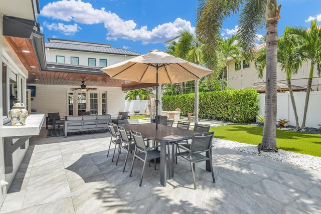 701 Appleby Street, Boca Raton, FL 33487