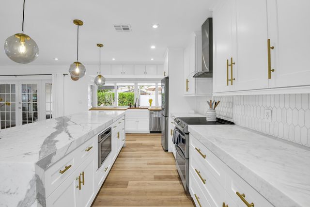 701 Appleby Street, Boca Raton, FL 33487