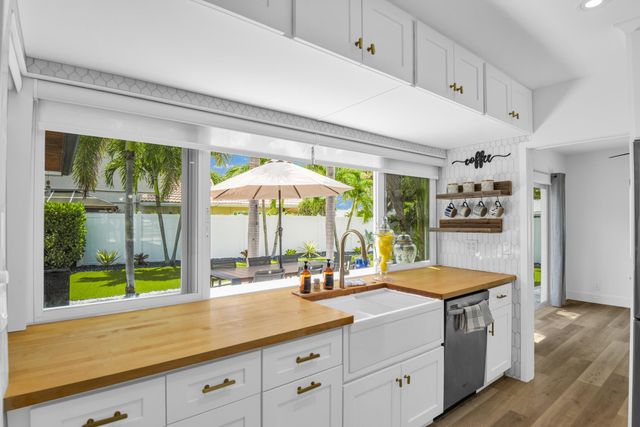 701 Appleby Street, Boca Raton, FL 33487