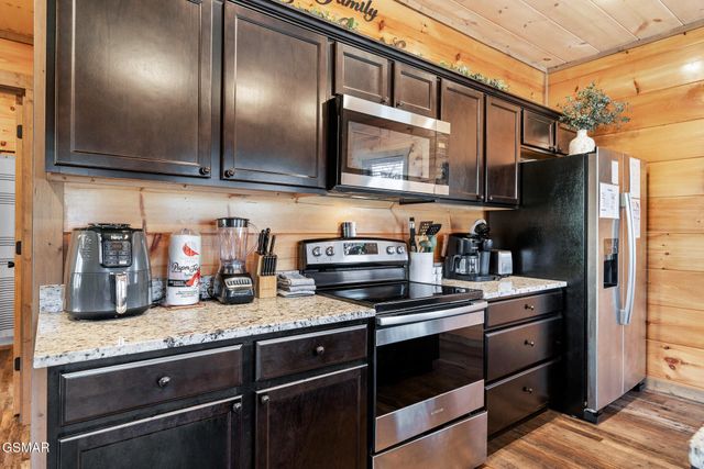310 Paul Lafollette Way, Sevierville, TN 37876