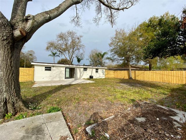 1212 WINDERMERE WAY, Tampa, FL 33619