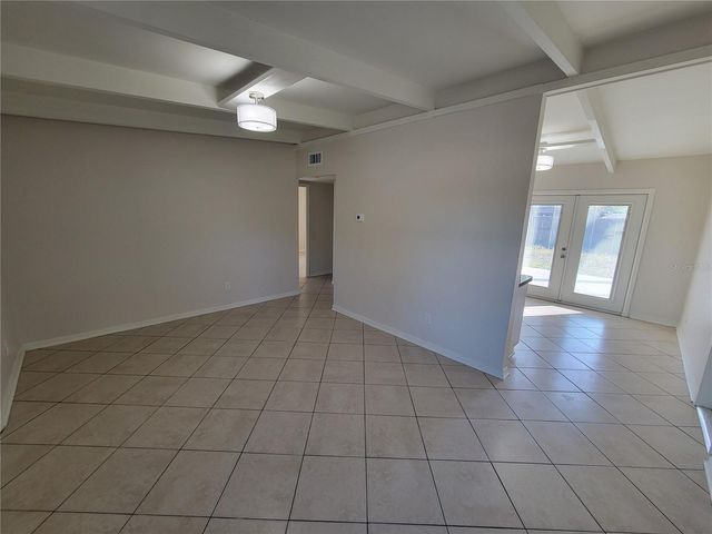 1212 WINDERMERE WAY, Tampa, FL 33619