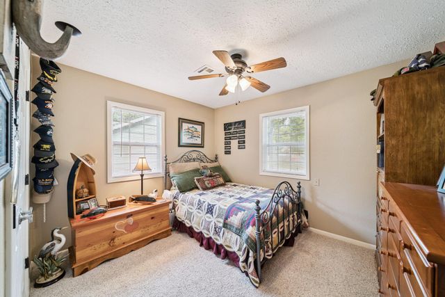 275 Cliff Heights, Disney, OK 74340