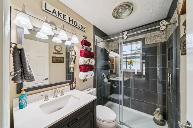 275 Cliff Heights, Disney, OK 74340