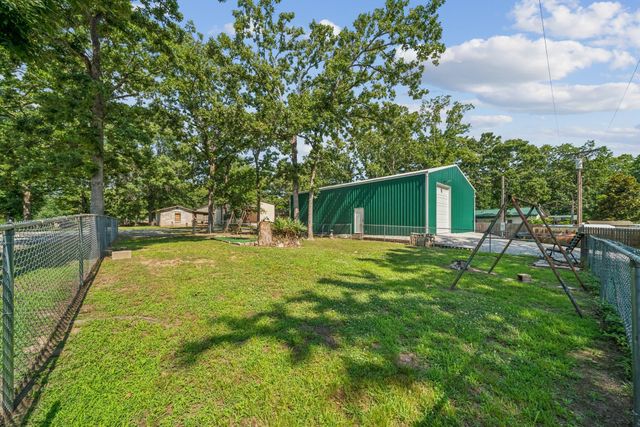 275 Cliff Heights, Disney, OK 74340