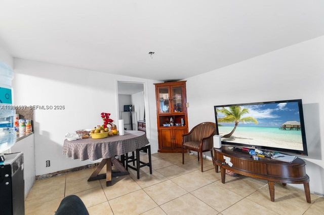 1150 SW 24th Ave, Fort Lauderdale, FL 33312