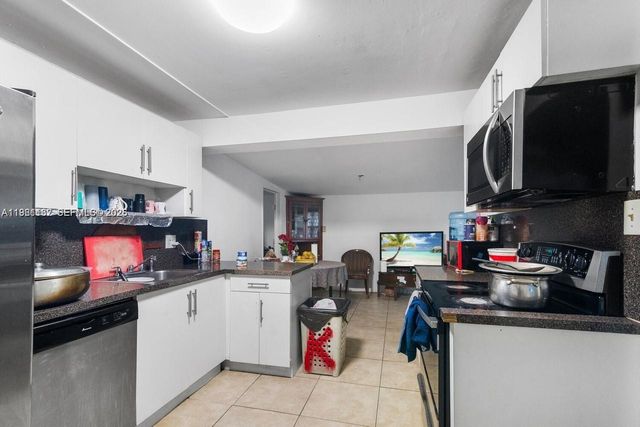 1150 SW 24th Ave, Fort Lauderdale, FL 33312