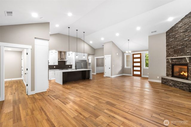 8845 80th Lane SE, Olympia, WA 98513