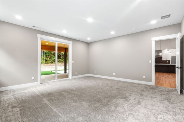 8845 80th Lane SE, Olympia, WA 98513