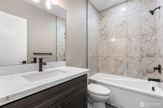 8845 80th Lane SE, Olympia, WA 98513