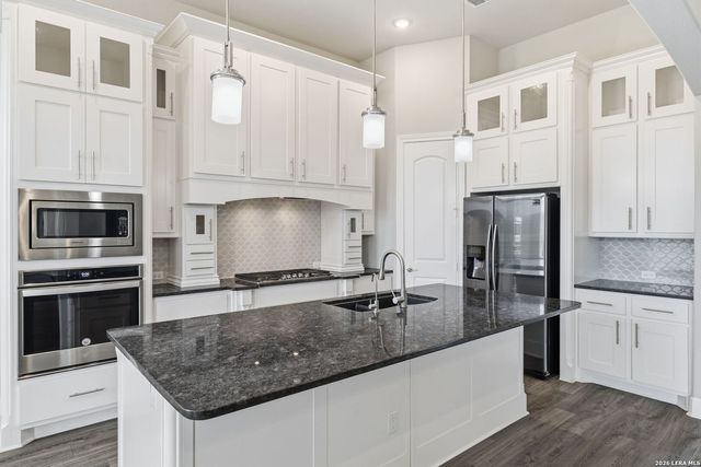 18810 CANYON VIEW PASS, Helotes, TX 78023