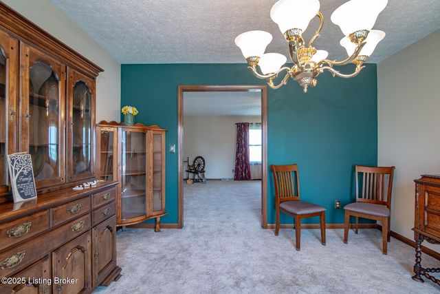 11441 Rineyville Rd, Vine Grove, KY 40175