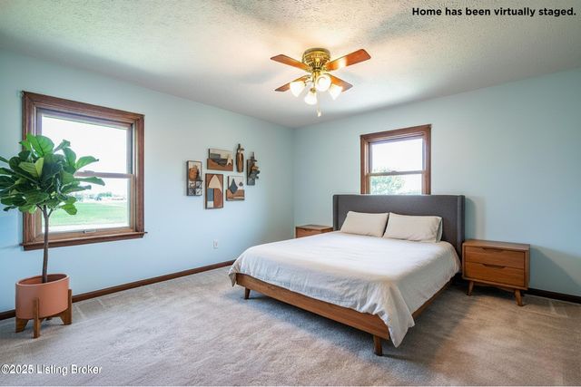 11441 Rineyville Rd, Vine Grove, KY 40175