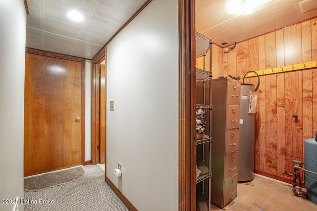 11441 Rineyville Rd, Vine Grove, KY 40175