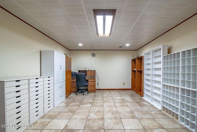 11441 Rineyville Rd, Vine Grove, KY 40175