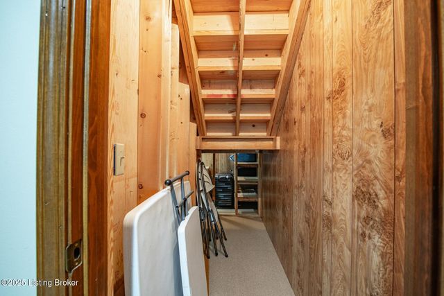 11441 Rineyville Rd, Vine Grove, KY 40175