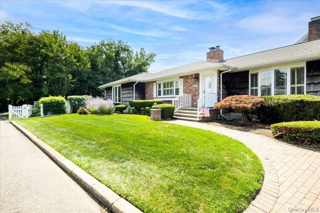 131 Oceanview Road, East Rockaway, NY 11518