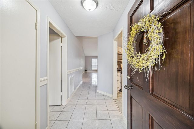 7306 Lonesome Woods Trail, Humble, TX 77346