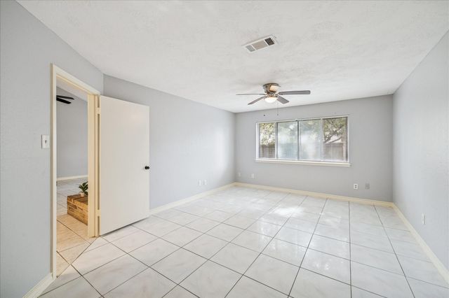 7306 Lonesome Woods Trail, Humble, TX 77346