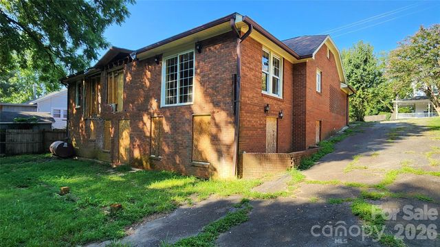 906 Trogdon Street, North Wilkesboro, NC 28659