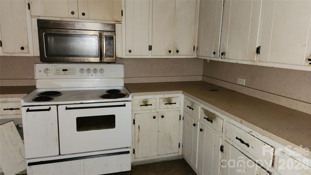 906 Trogdon Street, North Wilkesboro, NC 28659