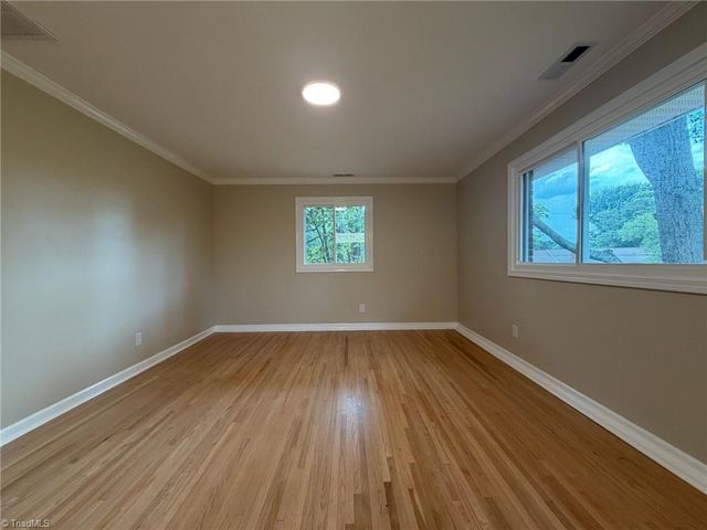 2701 Tudor Road, Winston-salem, NC 27106