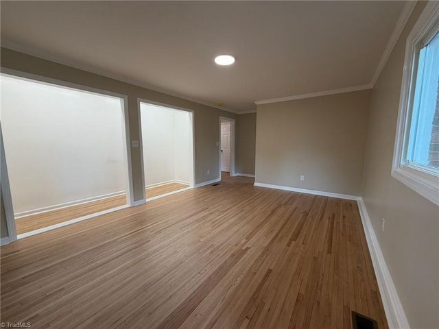 2701 Tudor Road, Winston-salem, NC 27106