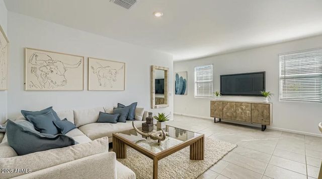 18756 W MAPLEWOOD Drive, Goodyear, AZ 85338