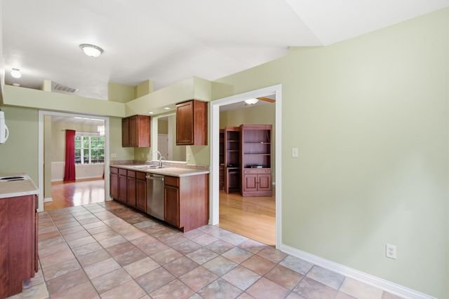3089 Polo Club Boulevard, Lexington, KY 40509