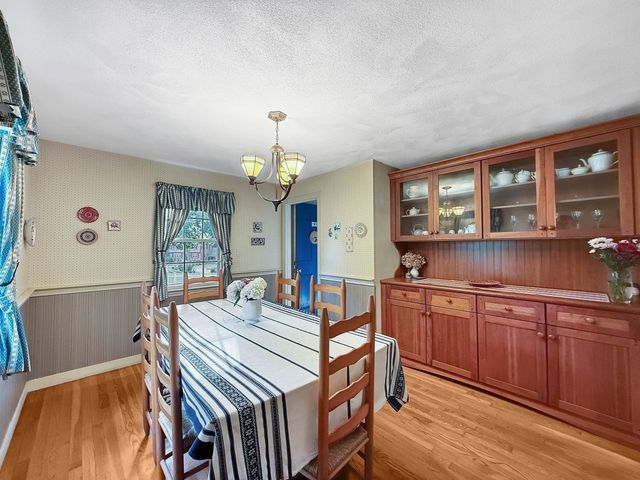 16 Wheeler Rd, Westborough, MA 01581
