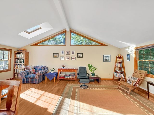 16 Wheeler Rd, Westborough, MA 01581