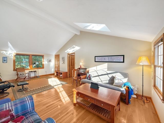 16 Wheeler Rd, Westborough, MA 01581