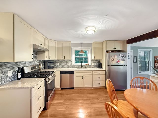 16 Wheeler Rd, Westborough, MA 01581