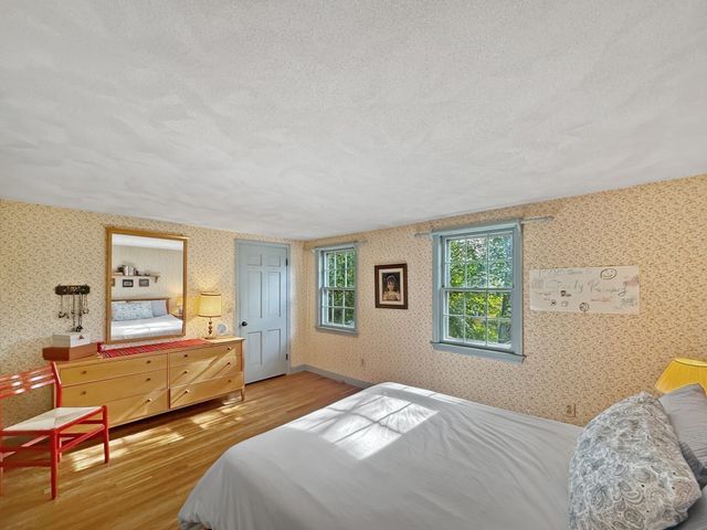 16 Wheeler Rd, Westborough, MA 01581