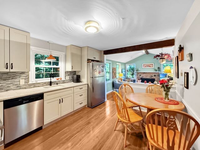 16 Wheeler Rd, Westborough, MA 01581