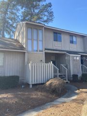 5 Gum Tree Rd Apt K15, Hilton Head Island, SC 29926