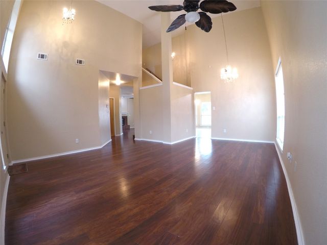 4426 Harpers Ferry Drive, Grand Prairie, TX 75052