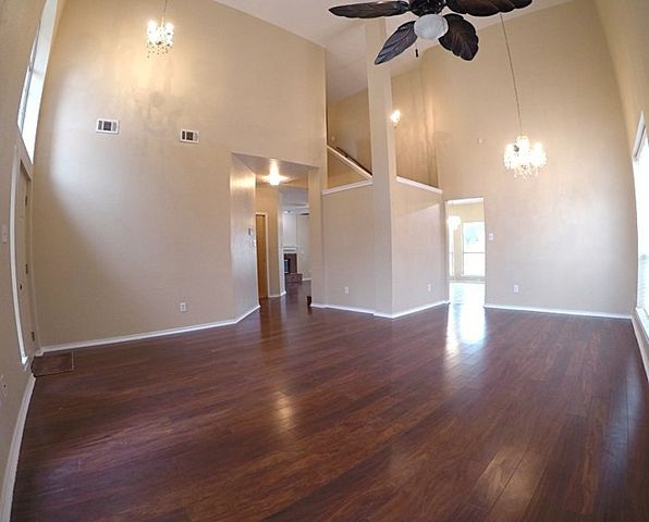 4426 Harpers Ferry Drive, Grand Prairie, TX 75052