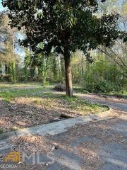2683 Davenport Street SE, Smyrna, GA 30080