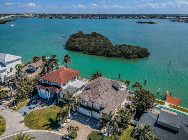 709 HARBOR DRIVE, Belleair Beach, FL 33786