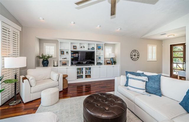 709 HARBOR DRIVE, Belleair Beach, FL 33786