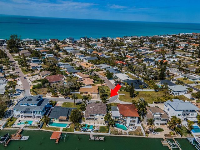 709 HARBOR DRIVE, Belleair Beach, FL 33786