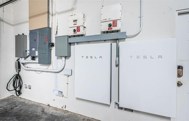 709 HARBOR DRIVE, Belleair Beach, FL 33786