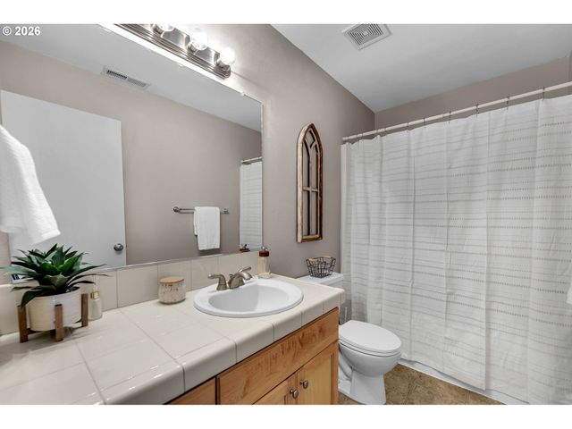 4022 Ne 91ST St, Vancouver, WA 98665