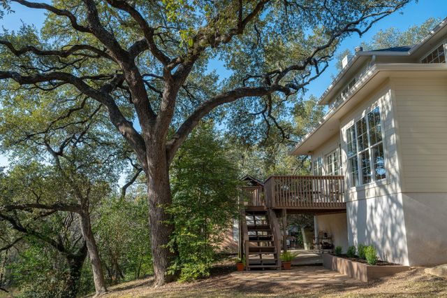 1305 Constant Springs DR, Austin, TX 78746