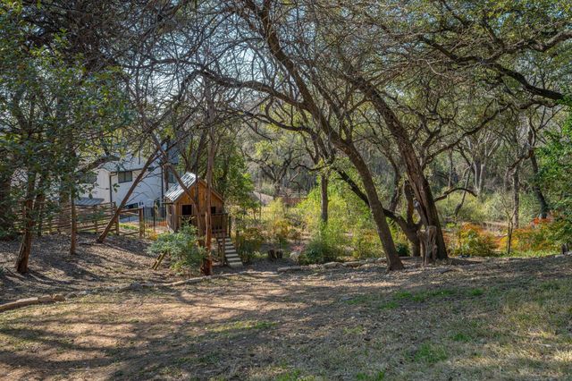 1305 Constant Springs DR, Austin, TX 78746